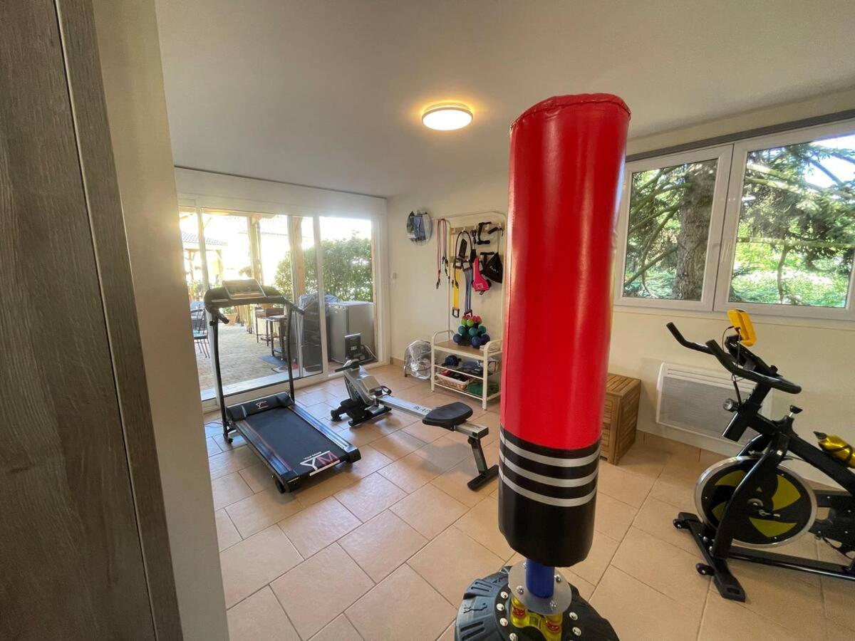 Les Noisetiers Maison Familiale Avec Piscine * Joze